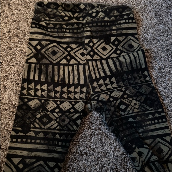 Various Patterned Pants - Picture 8 of 11
